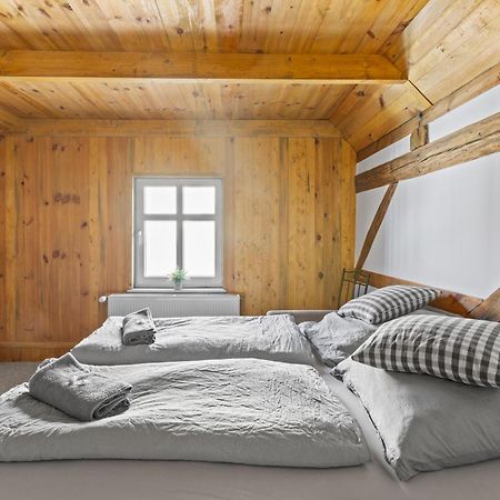Sabina Mounteurwohnung Dachboden I 55 Zoll Tv I Schlafcouch Mit 20Cm Matraze 2 Weitere Schlafplaetze I Kueche I Bad Trebbin Exteriör bild